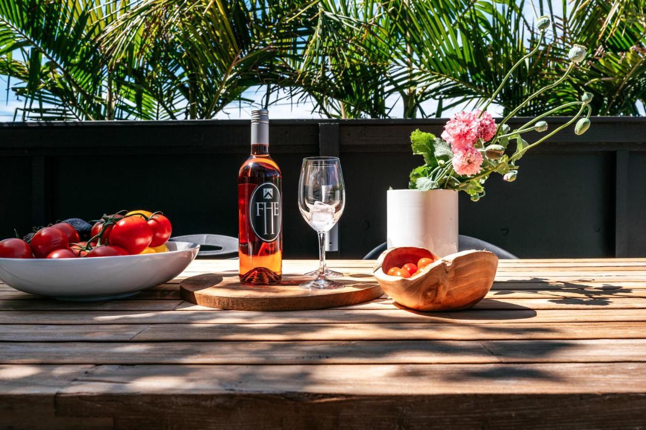Oneroa Coastal Classic - Coast & Country Bagian luar foto